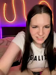 Mila-Jasmin webcam model stream image