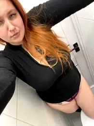 CandyShoopp webcam model stream image