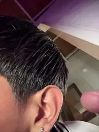 Mauuu18 webcam model stream image