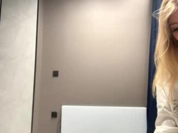 dewdropdoll webcam chaturbate model stream image