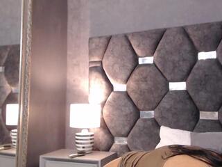 Scarlet Lennox webcam model stream image