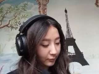 maibiehl webcam model stream image