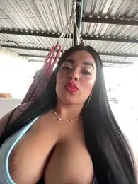 _SARA_69 webcam model stream image