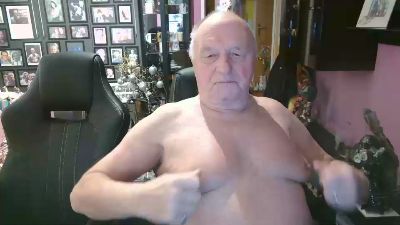 romwien webcam model stream image