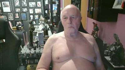 romwien webcam model stream image