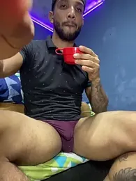 leoblazes webcam stripchat model stream image