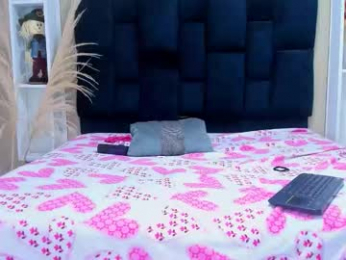 andrea_gill_ webcam model stream image