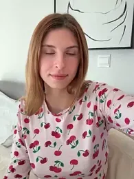 emma05 webcam model stream image