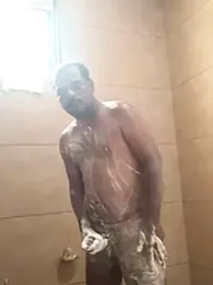 RNlov webcam model stream image