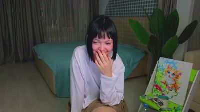 Keira_nightly webcam model stream image