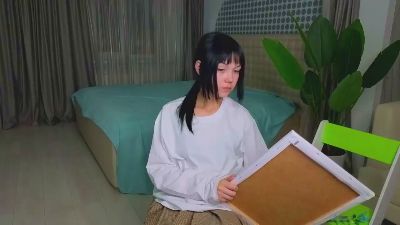 Keira_nightly webcam model stream image