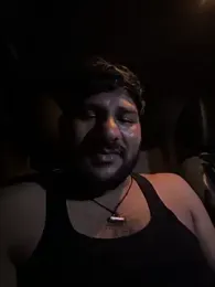 TippedSlowing webcam model stream image