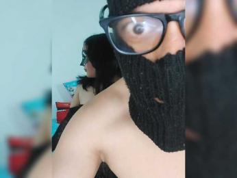 Carla-and-Ivan webcam model stream image
