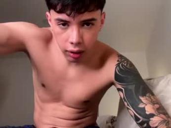 zamuel_18 webcam model stream image