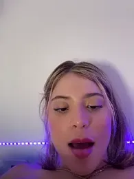 _Alicee_1 webcam model stream image