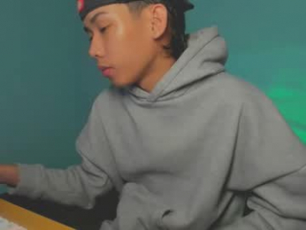 leo_hottiesexyasian webcam model stream image