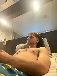 z4nett1 webcam model stream image