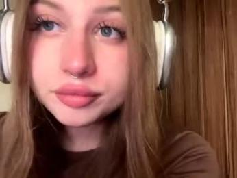 twilatompson webcam model stream image