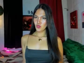 sashahuwanna webcam model stream image