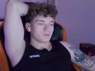 Dany Davis webcam model stream image