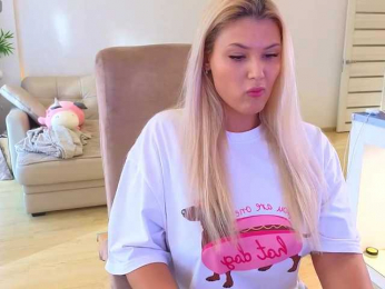 RabbitsCouple webcam model stream image