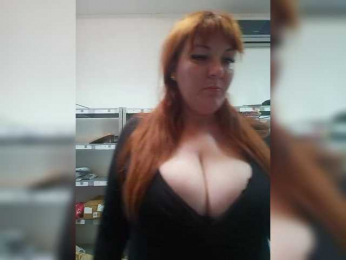 MiaLovely webcam model stream image