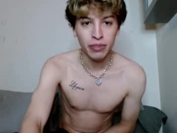 topzaddy webcam model stream image