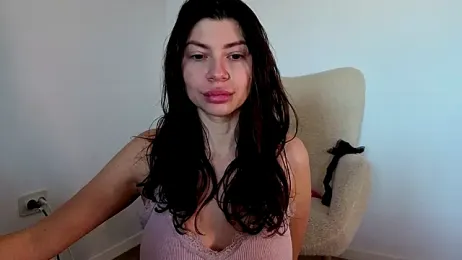 Jullyenn3 webcam model stream image