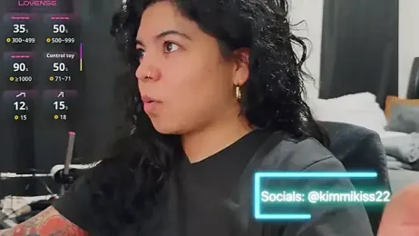 kimmiakiss22 webcam model stream image