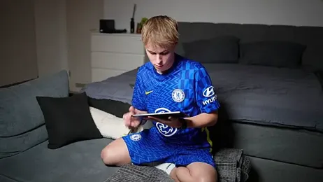 InnocentGuysOF webcam stripchat model stream image