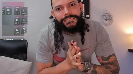 AlukardBig webcam model stream image