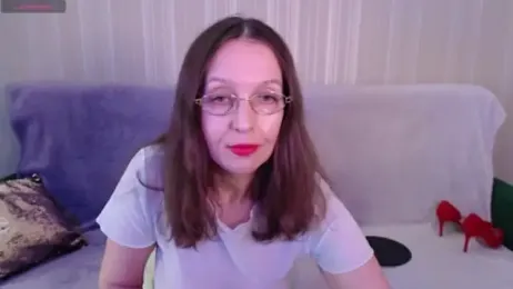 SylviaFoxy webcam model stream image