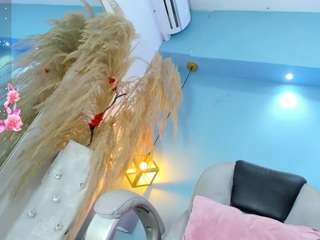 camirouxx webcam model stream image