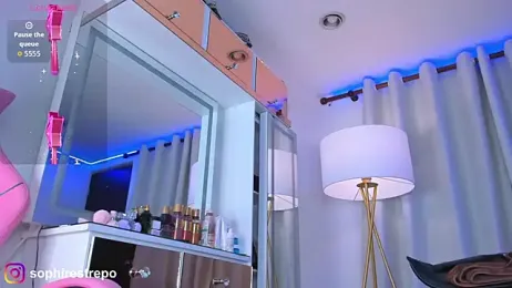 sophie_starx webcam model stream image