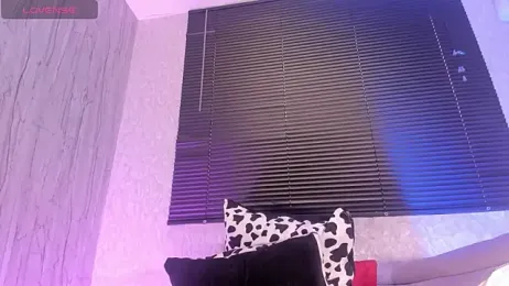 LaiilyBell12 webcam stripchat model stream image