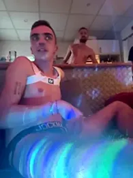 Chaud06_french webcam model stream image