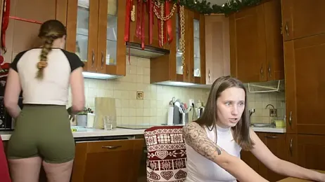 HotCaramellsTV webcam model stream image