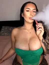 Mia-Bremer webcam model stream image