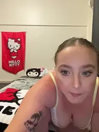 spankmykittyhehe webcam model stream image