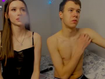 holybabe342 webcam model stream image