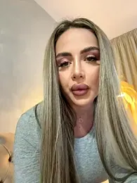 AshleySinn webcam model stream image