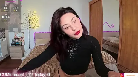 CamomileLil webcam model stream image