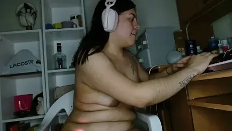 DirtyDi97 webcam model stream image