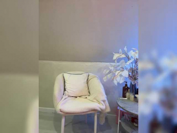 PauLiiine webcam model stream image