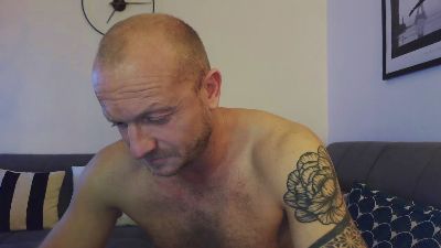 Mekcho92000 webcam model stream image