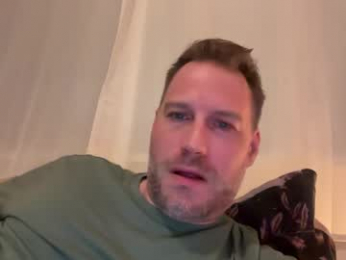 chris2024x webcam model stream image