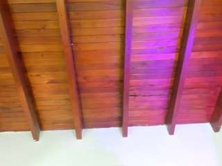 emma-rossee webcam model stream image