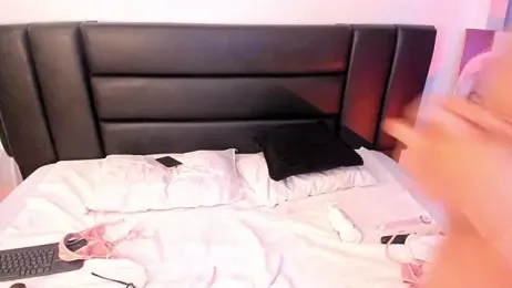 lunalenox webcam model stream image