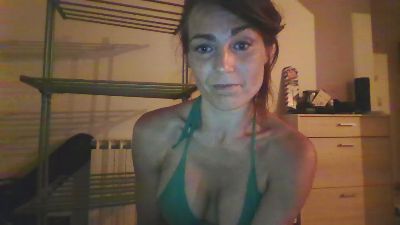 ElleestOuu webcam model stream image