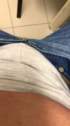 Almaj94 webcam model stream image